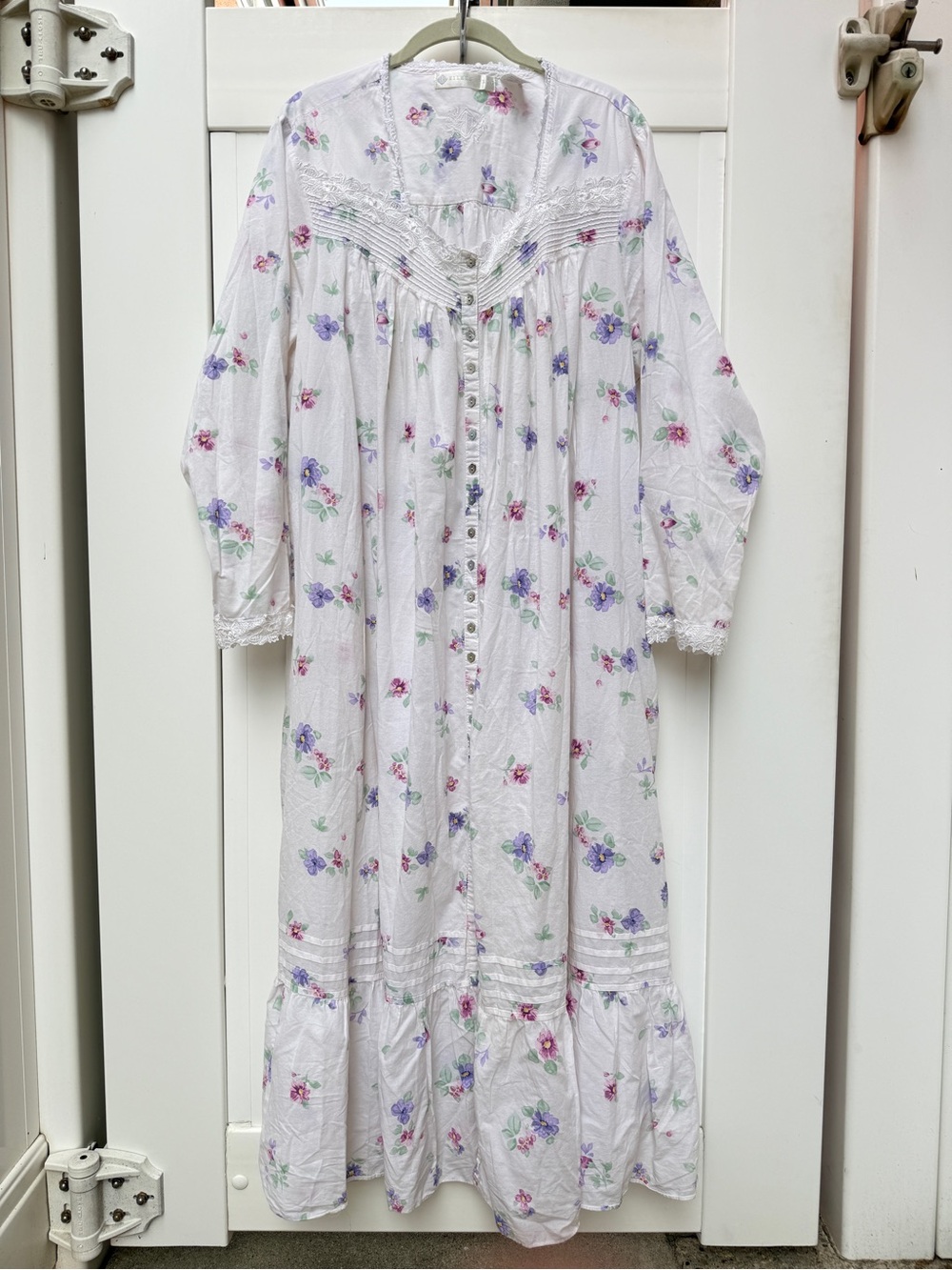 Eileen West Cottagecore Feminine Floral Cotton Lace Button Nightgown Tradwife 1X